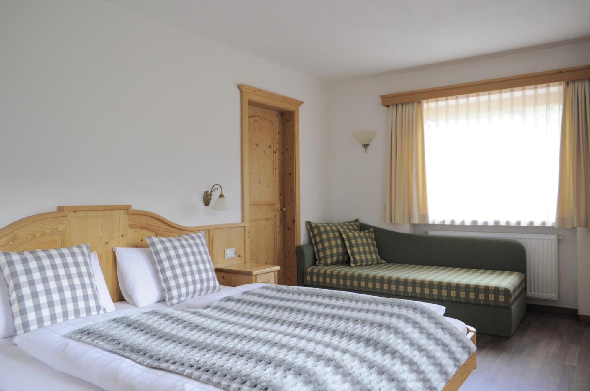 Apartments Etruska Santa Cristina Val Gardena Kamer foto